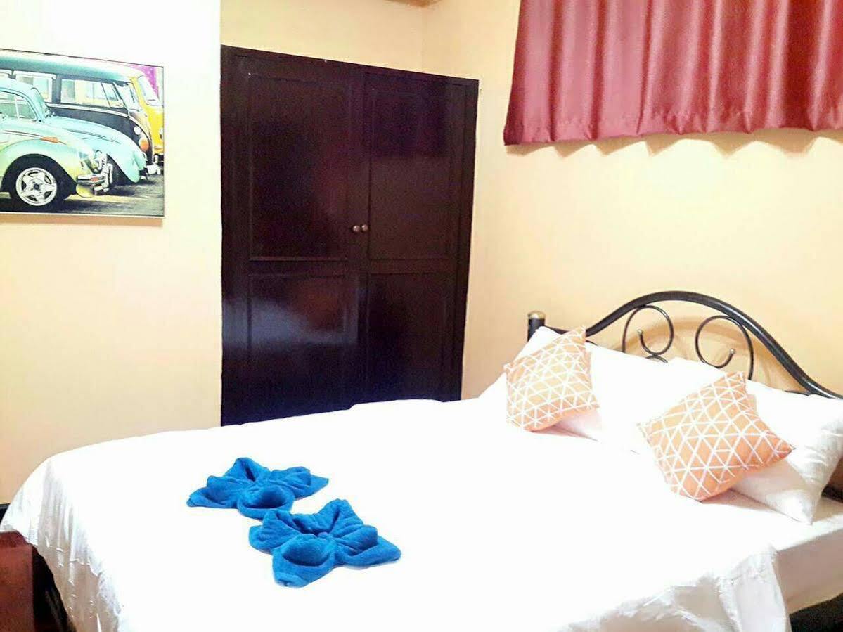 De Sky Sukhumvit Ekkamai Otel Bangkok Dış mekan fotoğraf